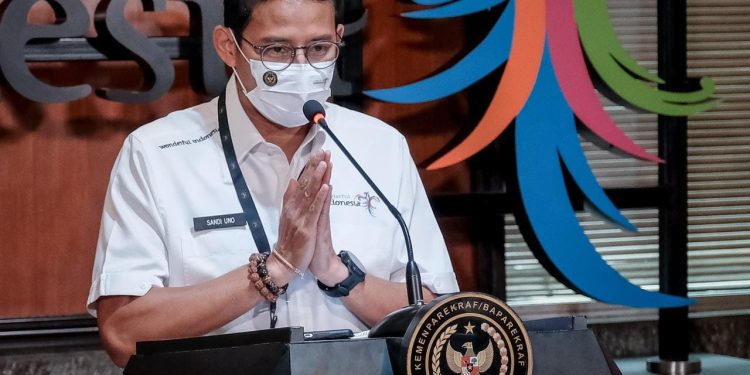 Sandiaga Uno Himbauan Selama  Liburan Nataru Masyarakat Tidak Ke Luar Negeri