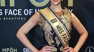 Nadia Tjoa Sabet Gelar Miss Face of Humanity 2022