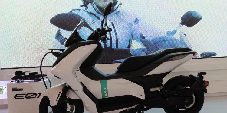 IIMS Hybrid 2022 Tempatnya Yamaha Unjuk Karya Motor Listrik EO1 