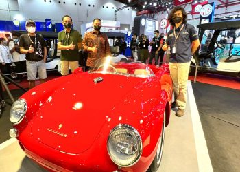 Wow.. Mobil Klasik Karya Tuksedo Studio Bali Mejeng di IIMS Hybrid 2022