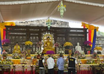 Jelang  Trisuci Waisak Nasional Diadakan Ritual Pengambilan Api Abadi Mrapen