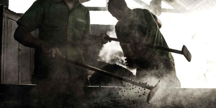 Genjot Wisatawan Datang, Menparekraf Dorong Pemerintah Daerah Hadirkan Event Menarik