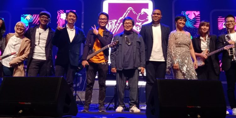 Kolaborasi Apik Erwin Gutawa Usung Lagu-Lagu Lawas Di Panggung Java Jazz Festival