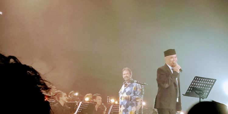 Ahmad Dhani feat Ron King Big Band Ubah Lagu Dewa 19 Terasa Berbeda