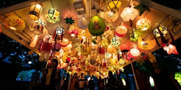 Gemerlap Cahaya Festival Lentera Lotus 2022 di Korsel 