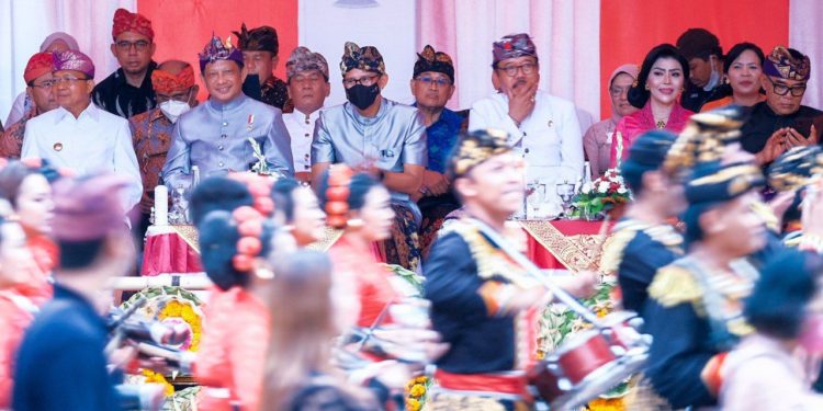 Omicron BA.4 dan BA.5  Masuk Indonesia, Sandiaga:  Waspada dan Tunggu Arahan Pemerintah