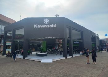 Elektrode, Motor Listrik dari Kawasaki, Cocok untuk Anak Anda