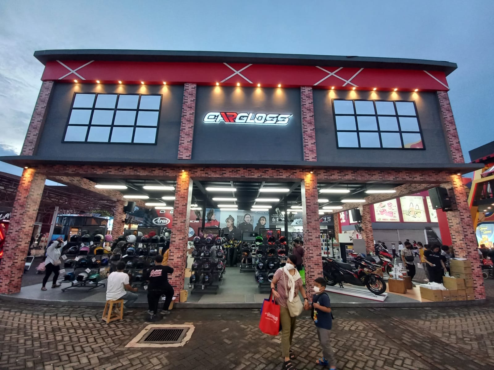 FDR Tire, Ban Motor Andalan Indonesia Ada di Jakarta Fair