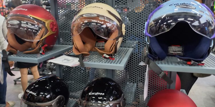 Best Seller Helm untuk Hijabers Hanya Ada di Cargloss