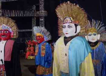 Ondel-ondel Meriahkan Karnaval Jakarta Fair