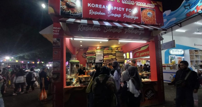 Ada Streamboat di Korean Spicy Food