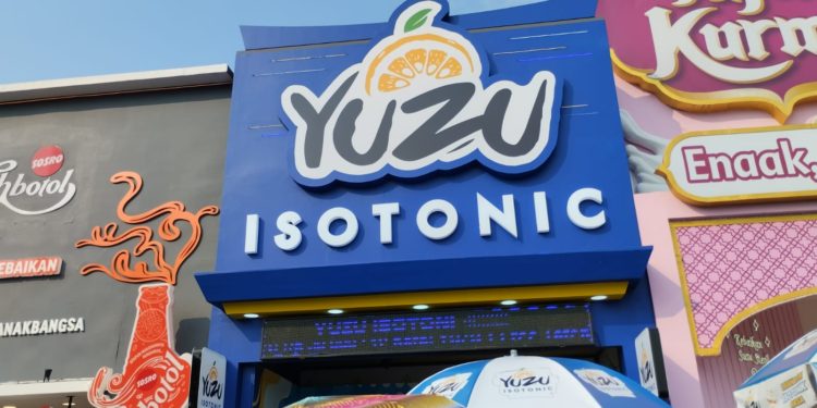 Redakan Dahaga Bersama Yuzu