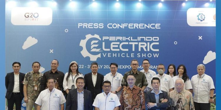 PEVS  2022 Targetkan 100 Ribu Pengunjung dan Nilai Trasaksi Rp 500 Miliar