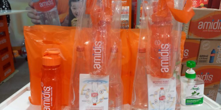 Obral Air Mineral, Amidis Jual 3 Botol Isi 600 ml Rp10 Ribu