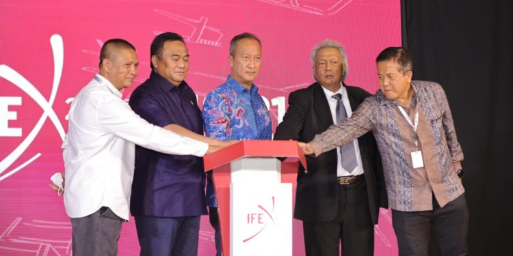 IFEX 2022 Bawa Efek Positif Bagi Industri Furnitur dan Kerajinan Indonesia