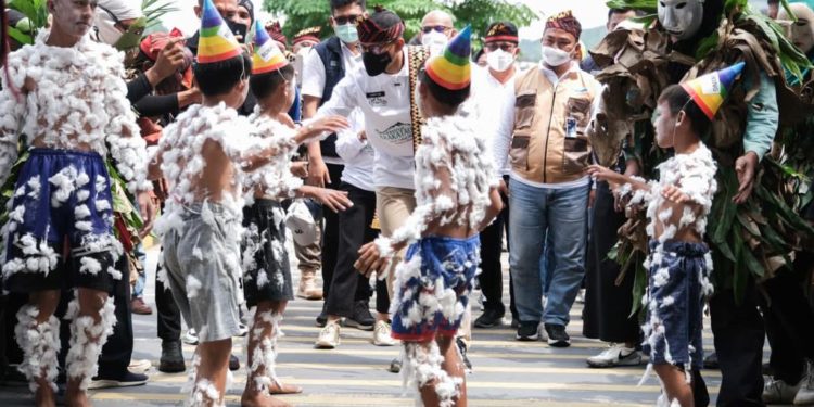 Resmi membuka Festival Krakatau 2022, Menparekraf: Perkuat Terciptanya Travel Pattern di Lampung