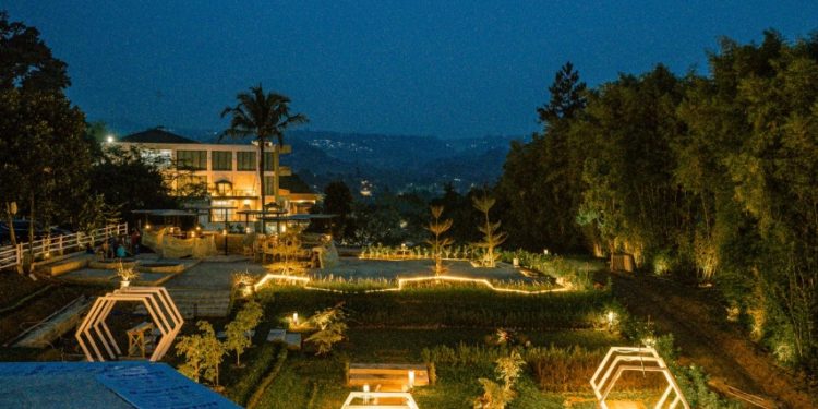 Menuju Puncak,  Bogor  Nikmatilah Sensasi Rasa di Umah Madu Resto & Café