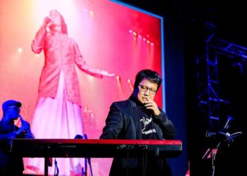 Hidupkan Kembali Karya Chrisye, Erwin Gutawa Gelar Konser Chrisye