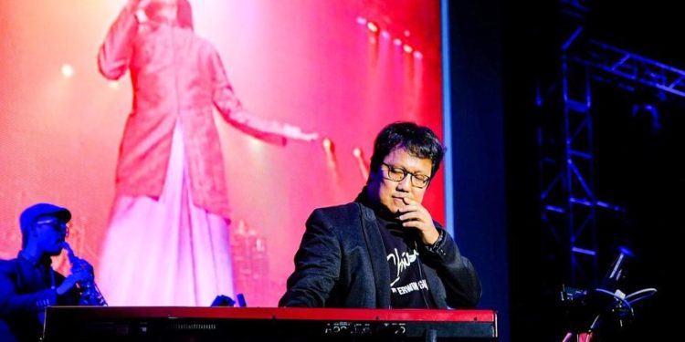 Hidupkan Kembali Karya Chrisye, Erwin Gutawa Gelar Konser Chrisye
