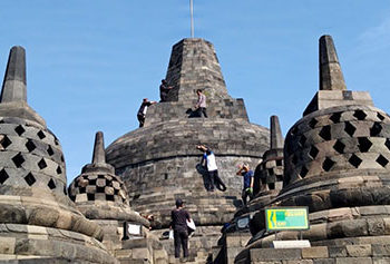 Kisah Pemugaran Candi Borobudur, Teknologi Memegang Peranan Penting