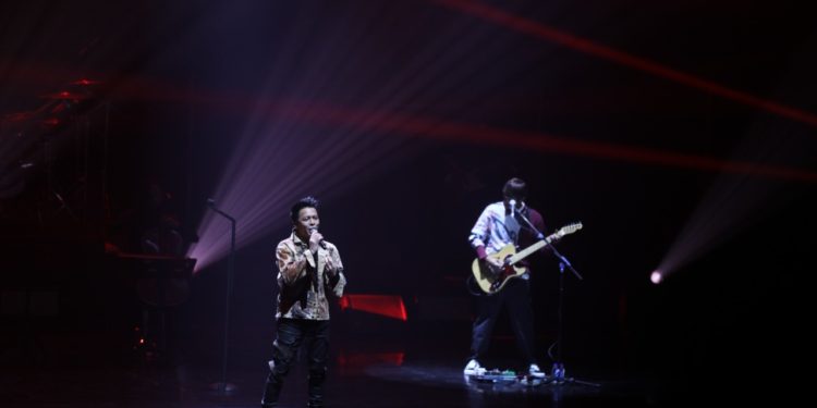 Konser NOAH DekadeXperience, Ariel Cs Tampil Memukau di Exclusive Set Indoor