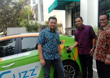 Jambuluwuk Thamrin Hotel Resmikan Stasiun Pengisian Kendaraan Listrik Umum