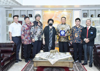 Bertemu Ketua MPR, Hartati Murdaya Ceritakan Perjuangan Terbentuknya Dirjen Bimas Buddha