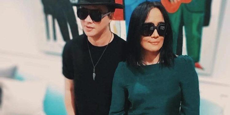 Obati Kerinduan Penggemarnya, Atiek CB Gelar Konser Tembang Kenangan Oktober 2022