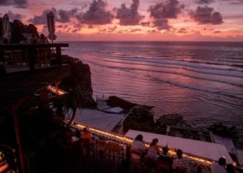 Menparekraf:  Wisatawan Digital Nomad  Ke RI Tembus  3.017 Selama Januari-Agustus 2022