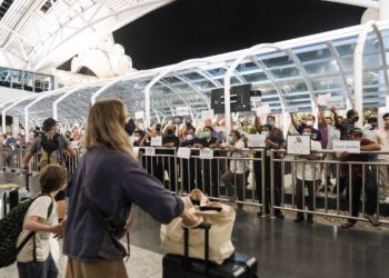 Maskapai Asing Mulai Buka Penerbangan Ke Destinasi Wisata di Luar Bali