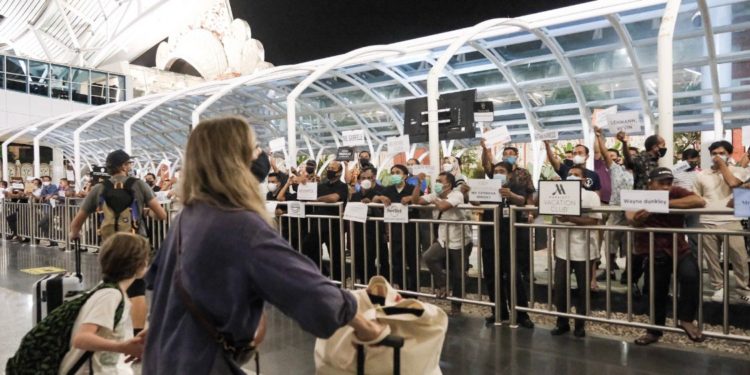 Maskapai Asing Mulai Buka Penerbangan Ke Destinasi Wisata di Luar Bali