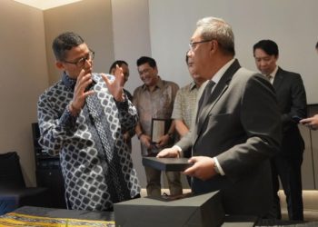 Menteri Sandiaga Ajak Investor Singapura Berinvestasi di Sektor Pariwisata