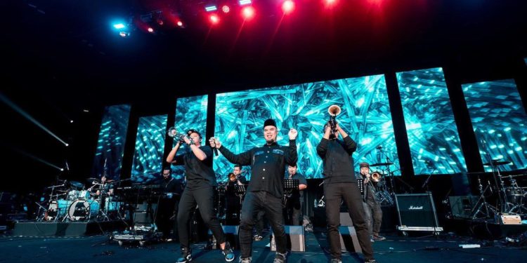 Ahmad Dhani Gelar Konser Orkestra Dewa 19