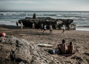 Libur Natal dan Tahun Baru, Menparekraf: Waspadai Cuaca Ekstrem