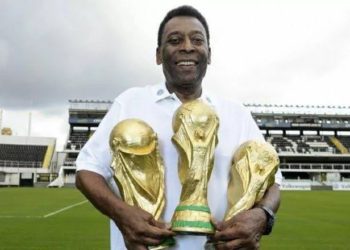 Legenda Sepakbola Dunia Pele Tutup Usia