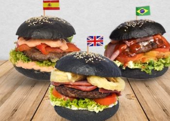 Nobar Piala Dunia di Waroeng Terrazzo Lumire Hotel