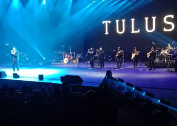 Rayakan 11 Tahun Berkarya, Tulus Gelar Konser TULUS Tur Manusia 2023 di 11 Kota