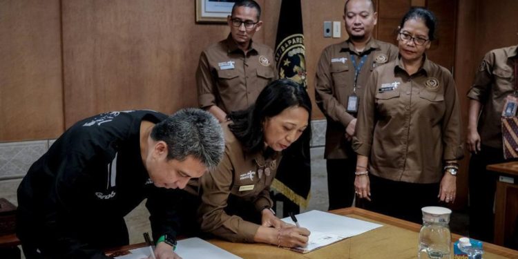 Kemenparekraf-Grab Jalin Kembali Kerjasama Wujudkan Target Sektor Parekraf 2023