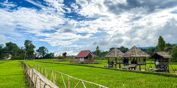 Libur Panjang Imlek, Menparekraf: Sarankan di Indonesia Saja