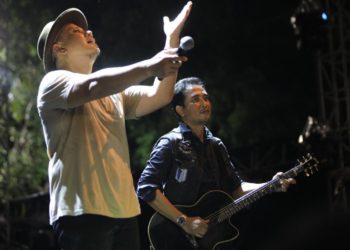 Padi Reborn Ajak Penonton Festival Pasar Musik Bernostalgia