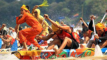 Masuk Daftar KEN, Pacu Jalur Lomba Perahu Khas Kuansing Diharapkan Mendunia