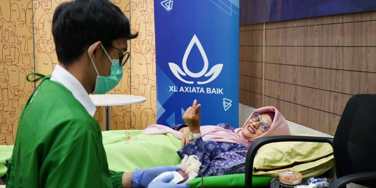 Peduli Sesama Ratusan Karyawan XL Axiata Ikut Aksi Donor Darah