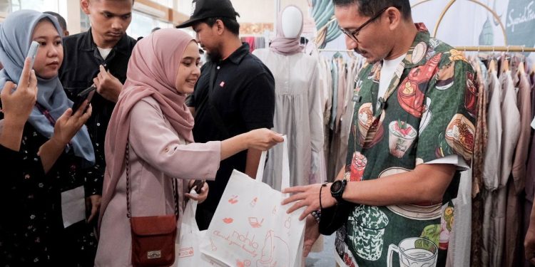 Sandiaga Uno; JakCloth Lebaran 2023, Diikuti 360 Brand Fesyen Lokal, Penanda Kebangkitan Ekraf