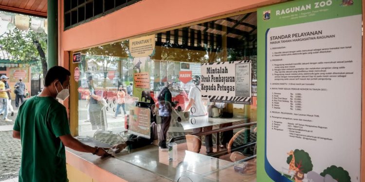 Libur Lebaran 2023, Menparekraf: Ingatkan Kenaikan Tarif Masuk Wisata Jangan Memberatkan Masyarakat