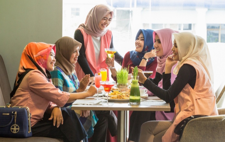 Rayakan Hari Kemenangan Idul Fitri dengan Libur #LebarandiHIGhotels Aja!