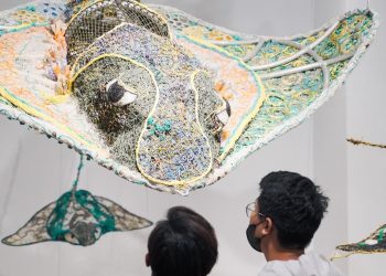 Museum Macan Pamerkan 18 Karya Seni Tenun Tangan dari Limbah Pukat Ikan