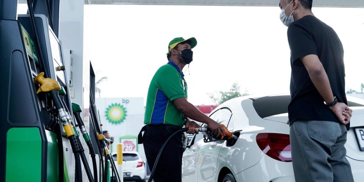 BP Ultimate Bahan Bakar Unggulan BP-AKR , Gelar Program Promo Gratis 2 Liter