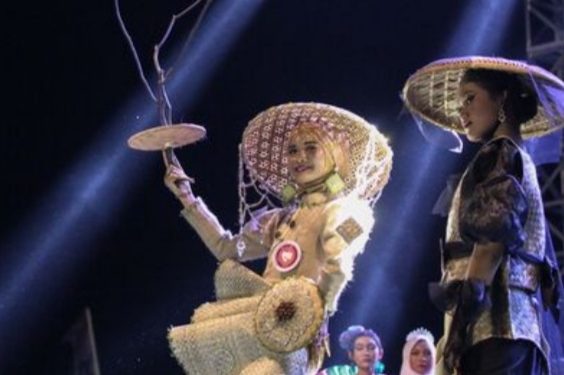 Creative Fashion Show di Timor de Belitong