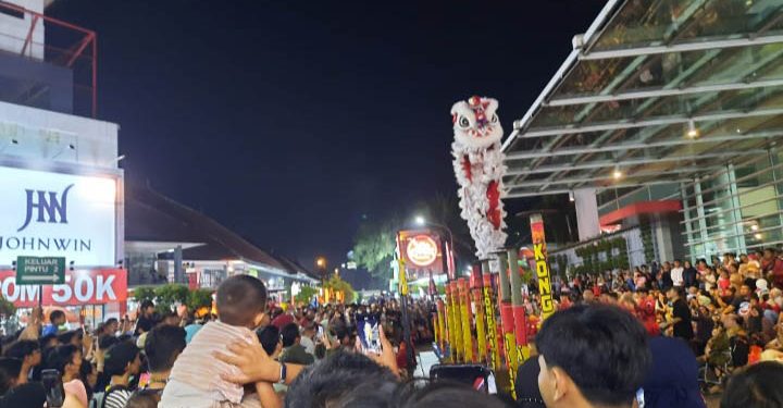Atraksi Barongsai Menghipnotis Pengunjung Jakarta Fair