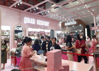 Berburu Tas Cantik di Jims Honey Jakarta Fair